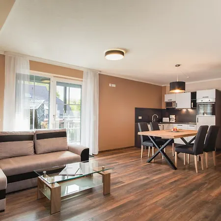 Apartment Tyr - Odins Blick 5 - Grosser Balkon, Privatstrand, Sauna Lobbe